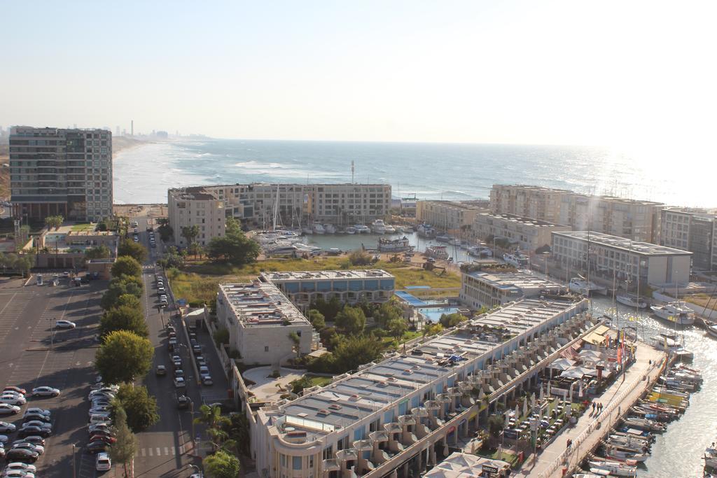 Nomi Suites Marina Herzelia Exterior photo